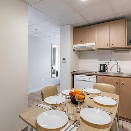 Appart'city Confort Centre Gare 公寓式酒店 佩皮尼昂