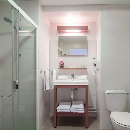 Appart'city Confort Centre Gare 아파트호텔 3*