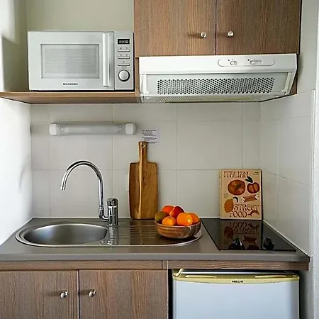アパートホテル Appart'city Confort Centre Gare 3*